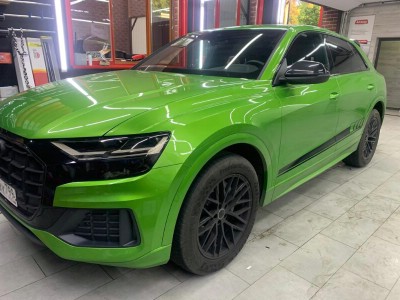 Audi Q8 тонирование передней оптики и стайлинг кузова