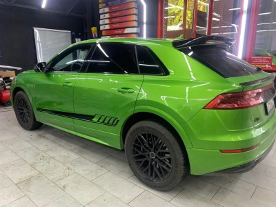 Тонирование передней оптики и стайлинг кузова Audi Q8