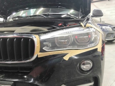 Полировка и бронирование фар BMW X5