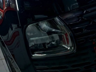 Бронирование фар и тонирование задней полусферы на автомобиле HYUNDAI STARIA