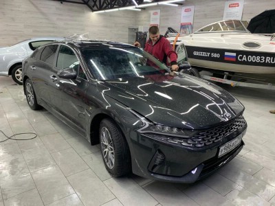 Бронирование лобового стекла Kia K5 2020-