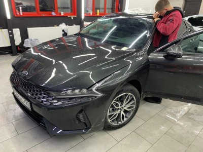 БРОНИРОВАНИЕ ЛОБОВОГО СТЕКЛА KIA K5 2020-