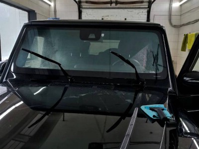 Демонтаж старой защитной пленкой Clearex и монтаж новой Mercedes G Class W463