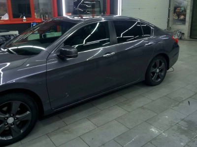 Тонирование задней полусферы Honda Accord