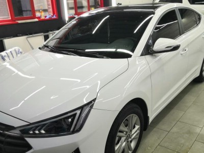 Тонирование задней оптики Hyundai Elantra 2019- 