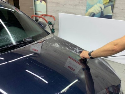 Оклейка передней части кузова полиуретановой защитной пленкой Kia Cerato