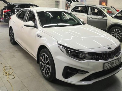 Тонирование задней полусферы Kia Optima 2019-