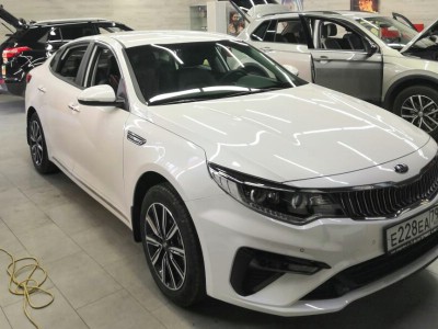 Тонирование задней полусферы Kia Optima 2019-