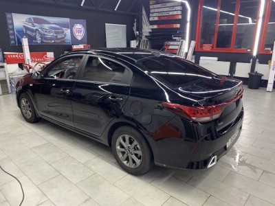 Тонирование задней полусферы Kia Rio