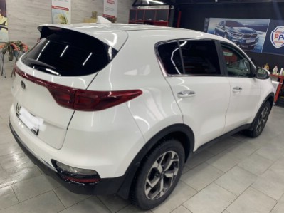Тонирование задней полусферы остекления авто Kia SportagE 5D Suv 2016-