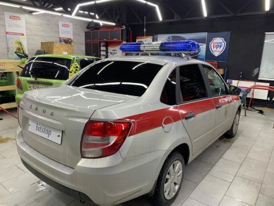 Тонирование остекление задней полусферы Lada Granta