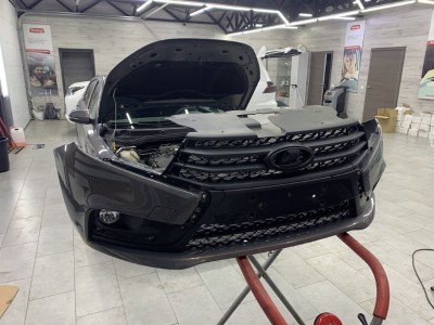 Бронирование передней части автомобиля Lada Vesta