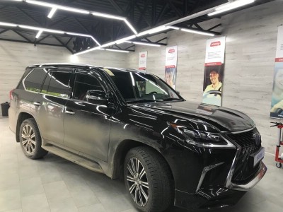 Тонирование передних опускных стекол LEXUS LX570 