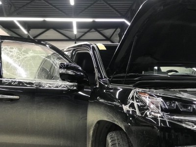 Тонирование передних опускных стекол LEXUS LX570 