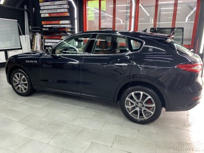 Тонирование задней полусферы Maserati Levante