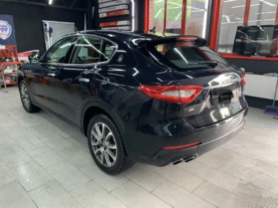 Тонирование задней полусферы Maserati Levante
