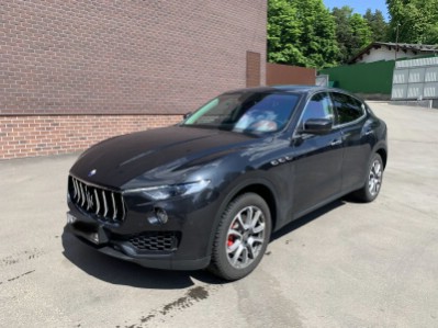 Тонирование задней полусферы Maserati Levante