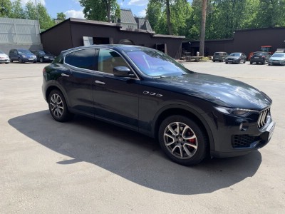 Тонирование задней полусферы Maserati Levante