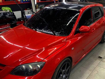 Тонирование лобового стекла Mazda 3