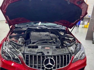 mercedes-tonirovanie-perednej-optiki