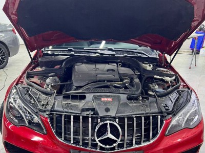 mercedes-tonirovanie-perednej-optiki