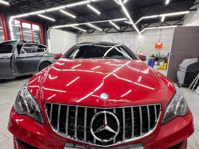 mercedes-tonirovanie-perednej-optiki