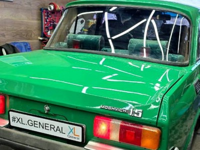 Монтаж заднего стекла на автомобиле Москвич 412 1967-1977