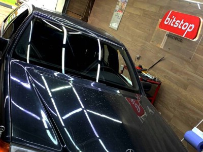 Переклейка лобового стекла с сохранением на автомобиле Mercedes S-class W140 1991-1998