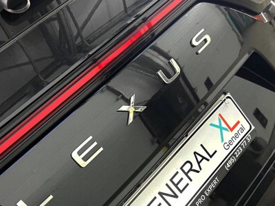 Переклейка с сохранением лобового стекла на автомобиле Lexus LX600