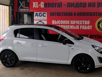 Переклейка с сохранением лобового стекла на автомобиле Opel Corsa D 06-14