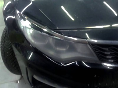 Полировка и бронирование фар на автомобиле Kia Optima