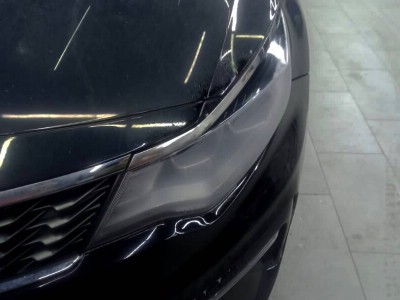 Полировка и бронирование фар на автомобиле Kia Optima