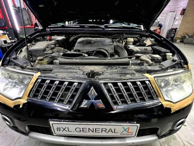 Полировка и бронирование фар на автомобиле MITSUBISHI PAJERO