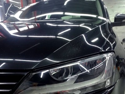 Тонирование задней полусферы остекления авто Volkswagen Tiguan 5D Suv 2016-