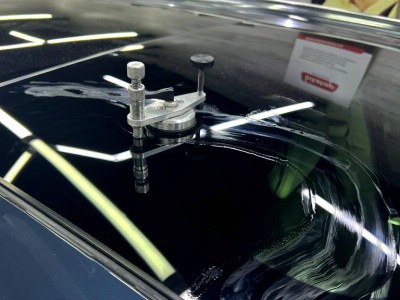 Ремонт трещины панорамной крыши и защита ее полиуретановой пленкой Volvo XC90