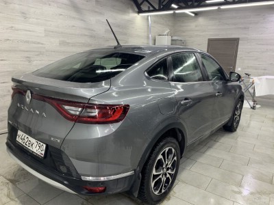 Тонирование задней полусферы остекления авто Renault Arkana