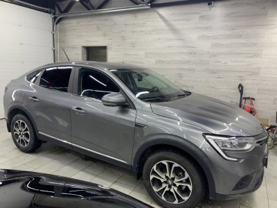 Тонирование задней полусферы остекления авто Renault Arkana