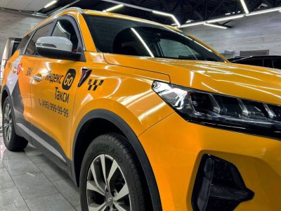 Тонирование 05% + передние стекла атермальной пленкой + защита передней оптики полиуретановой пленкой CHERY TIGGO 7pro