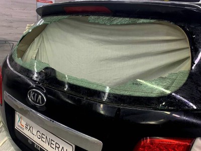 Тонирование и замена стекла крышки багажника Kia Sorento 2009-2012