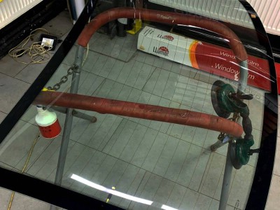 Тонирование и замена заднего стекла Kia Rio III 2011-2017