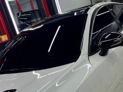 Тонирование лобового 15% + передних стекол 05% KIA Stinger