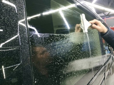 Тонирование минивена Toyota HI-ACE