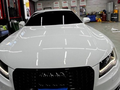 Тонирование передних опускных стекол и антихром на автомобиле Audi A7