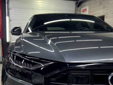 Тонирование передних стёкол и затемнение передней оптики Audi Q8