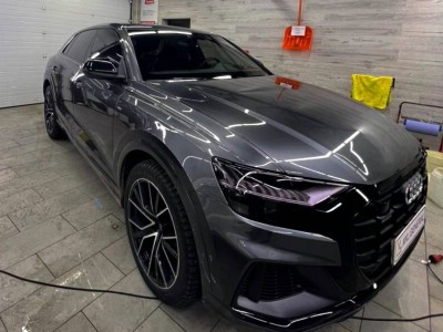 Тонирование передних стёкол и затемнение передней оптики Audi Q8