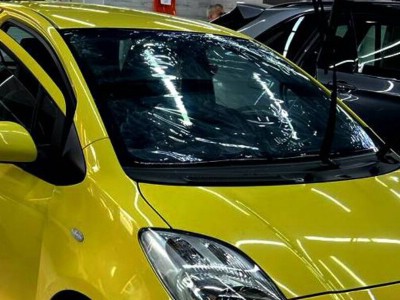 Тонирование всех стекол атермальной пленкой Toyota Yaris