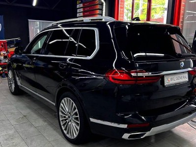 Тонирование задней полусферы 05% BMW X7