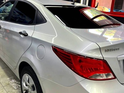 Тонирование задней полусферы 05% Hyundai Solaris