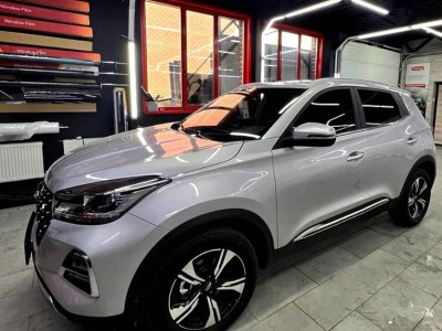 Тонирование задней полусферы 05% и передних стекол 35% CHERY TIGGO 4Pro