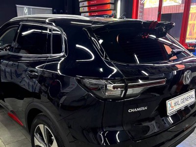tonirovanie-zadnej-polusfery-05-i-perednix-stekol-atermalnoj-plenkoj-changan-cs55-plus